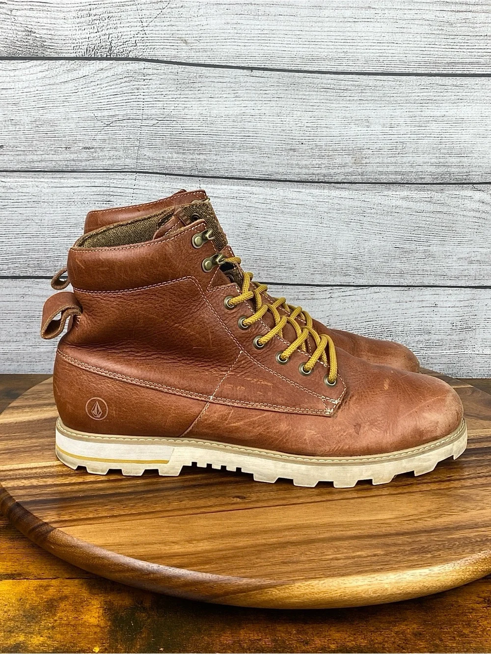Volcom Smithington Rust Brown Lace Up Boots Men’s Shoe Size 11